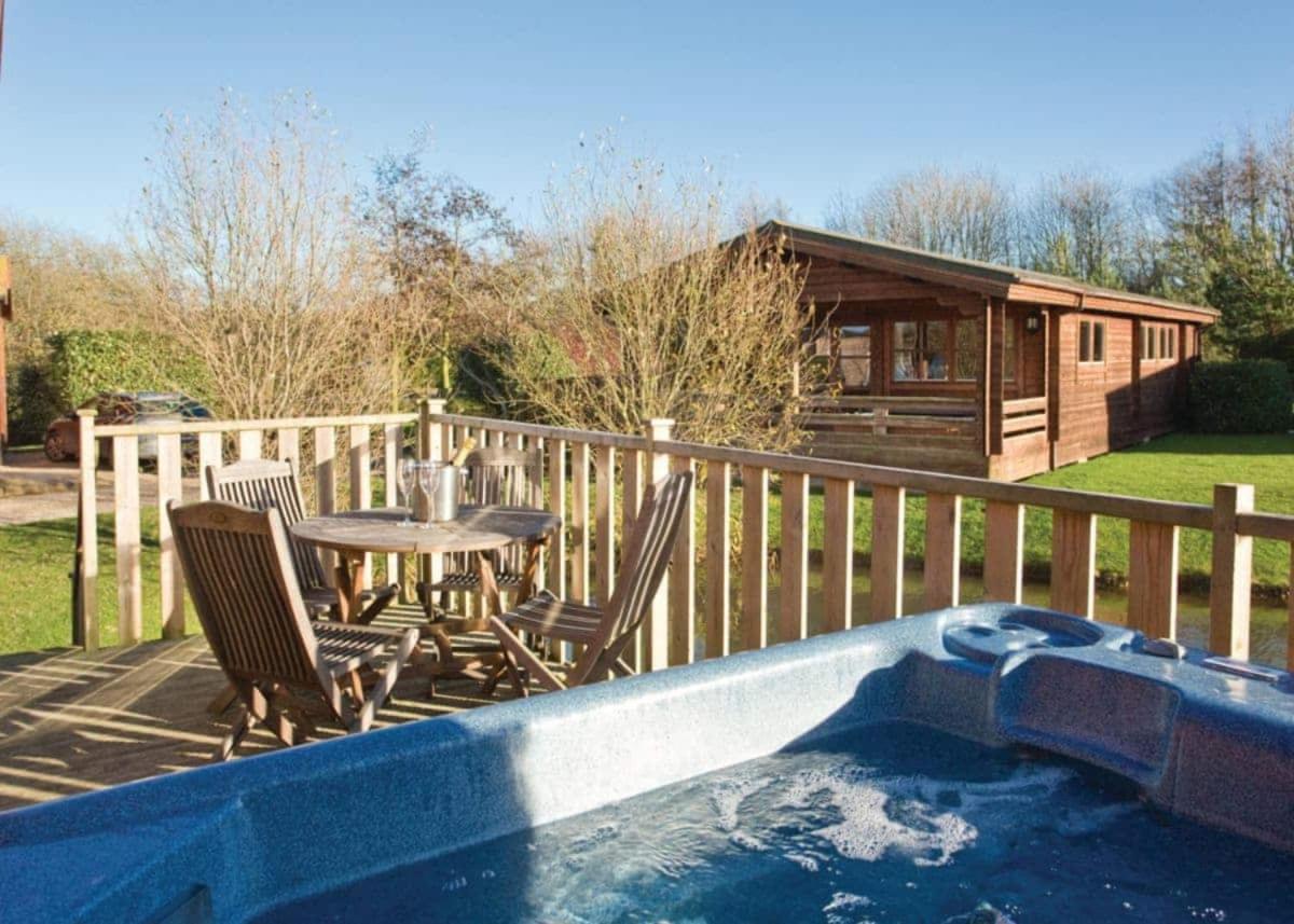Dacre Lakeside Park Hotel Brandesburton Екстериор снимка