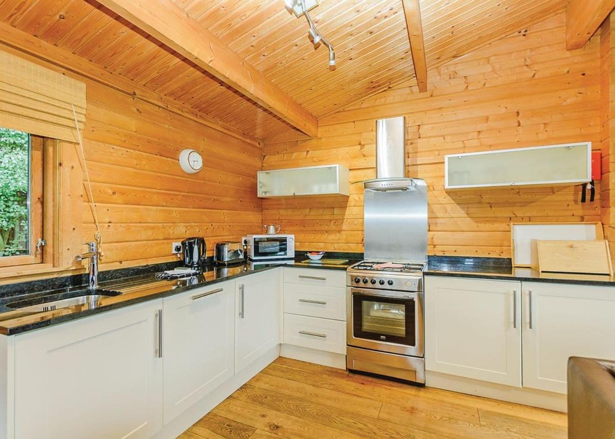 Dacre Lakeside Park Hotel Brandesburton Екстериор снимка